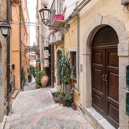 Elegant Apartment In Taormina Dış mekan fotoğraf